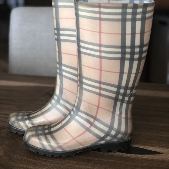 Burberry rain boots size 8 - Picture 4 of 8